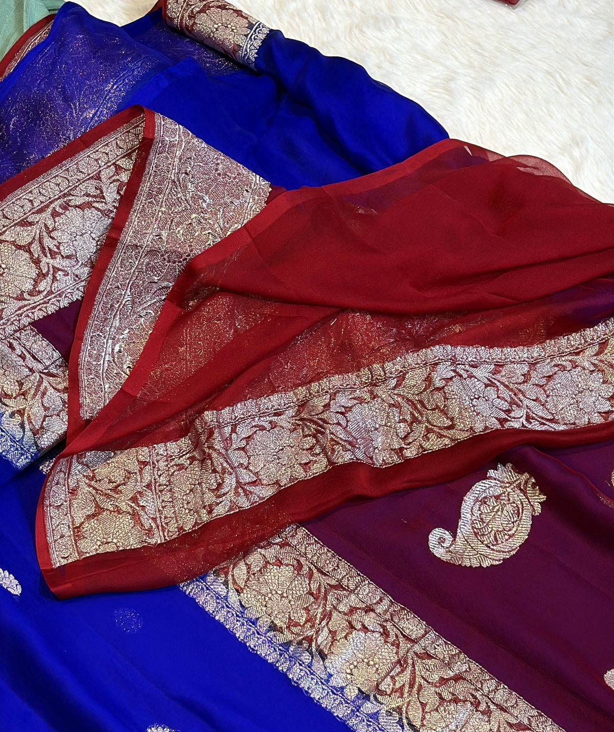 100% Pure Banarasi Khaddi Chiffon Silver Zari Kadwa Buti Handloom Royal Blue with Maroon Color