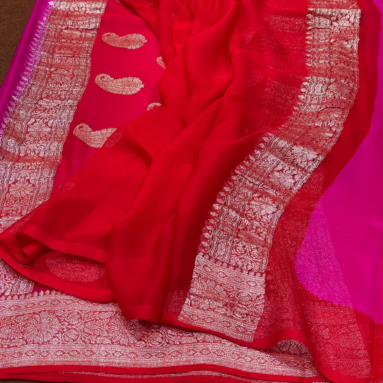 100% Pure Banarasi Khaddi Chiffon Silver Zari Kadwa Buti Handloom Saree Rani Pink With Red Colour