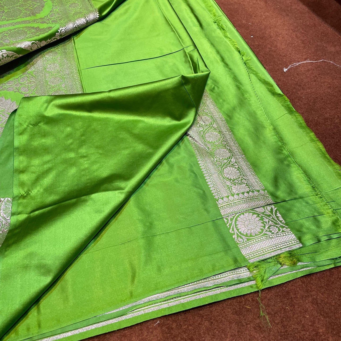 Parrot Green Silky Mashru Silk Saree
