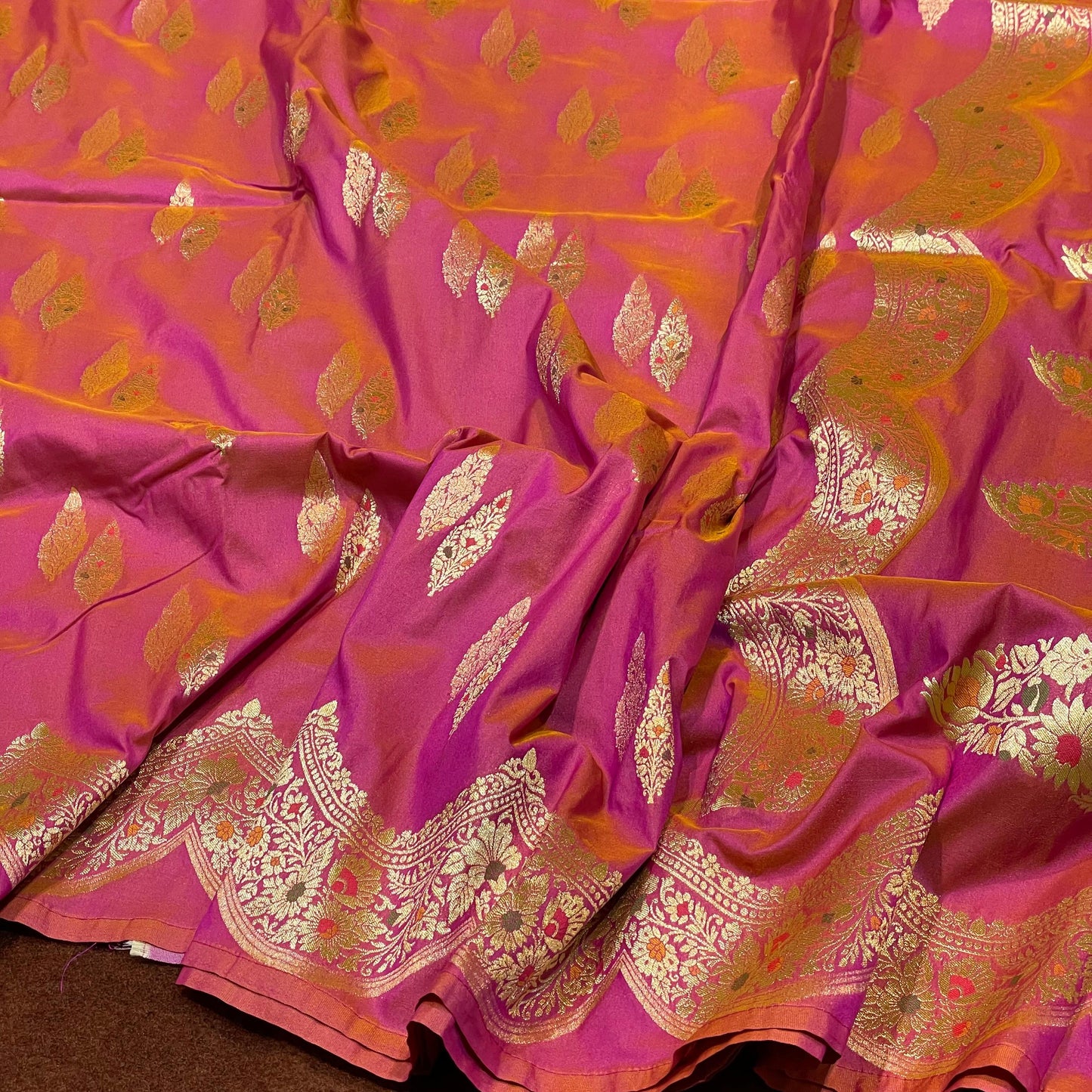 Katan Silk Sarees with Scalop Border Meena Boder Weave