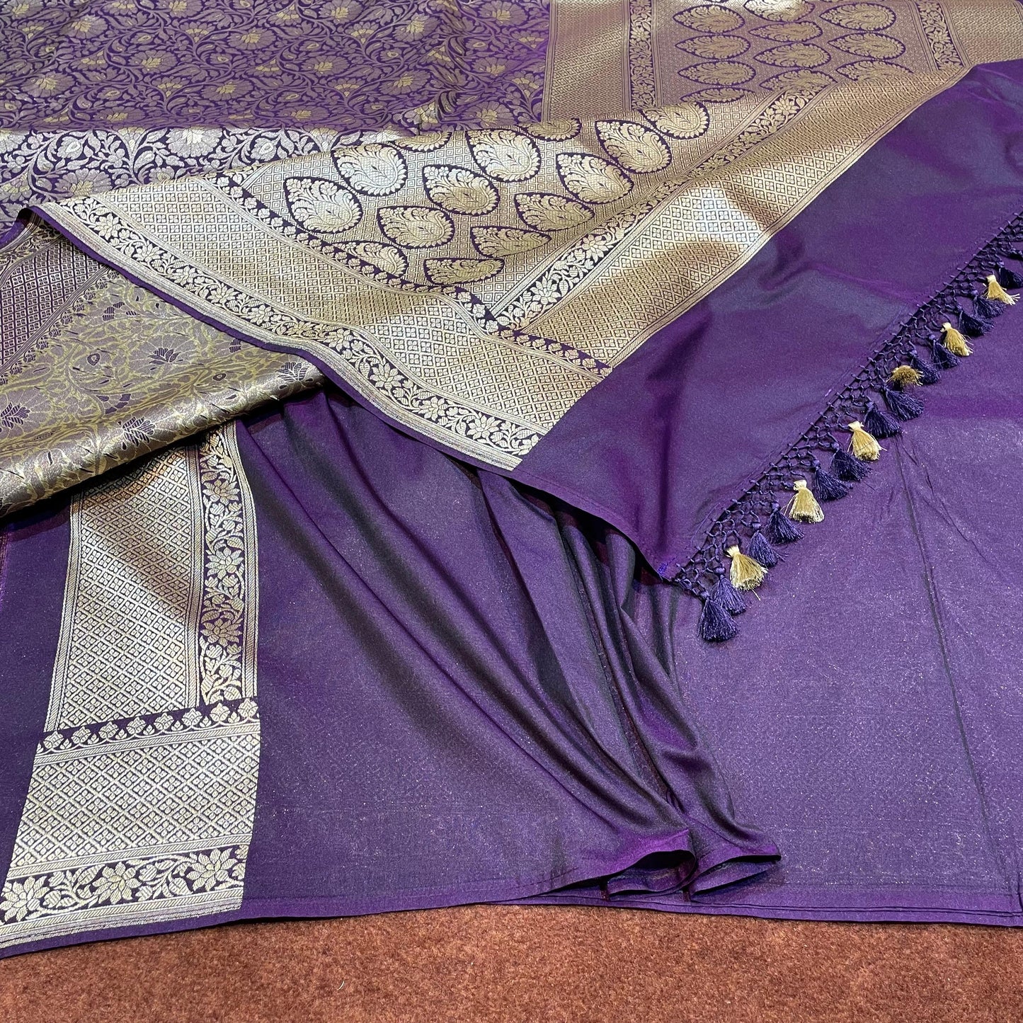 Katan Silk Tanchui Design Light Gold Zari Weaving