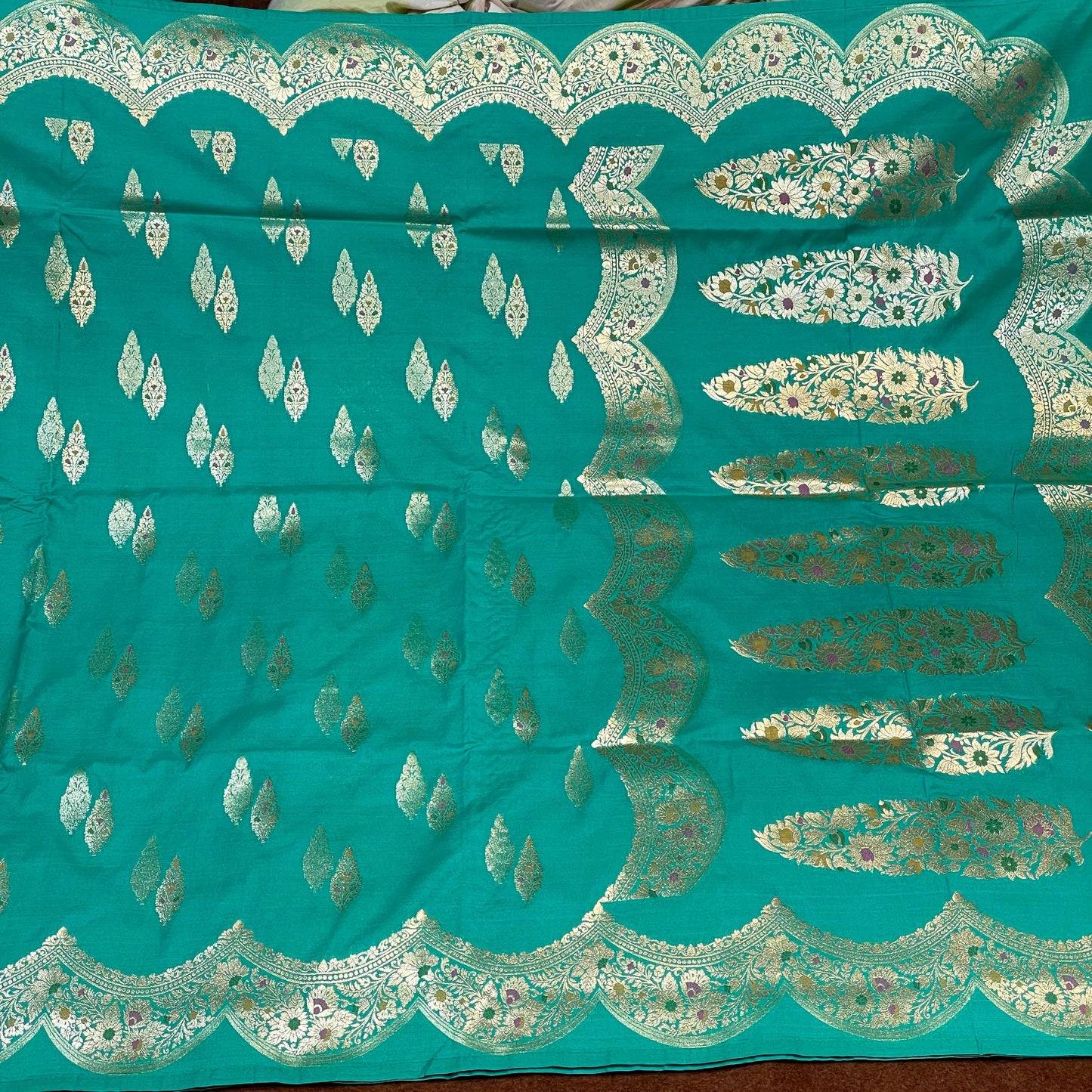 Katan Silk Sarees with Scalop Border Meena Boder Weave