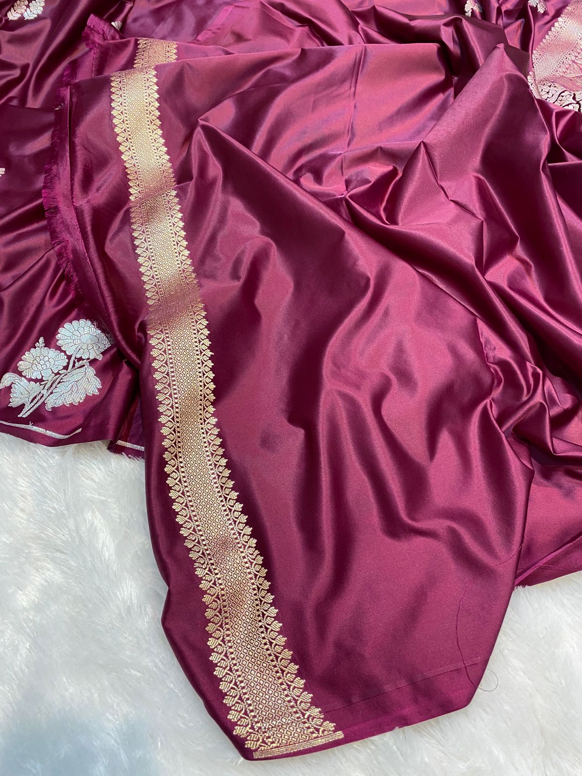 Mashru Silk Saree Burnt Maroon Color With Flower Buta Border Sona Rupa Zari MSW33
