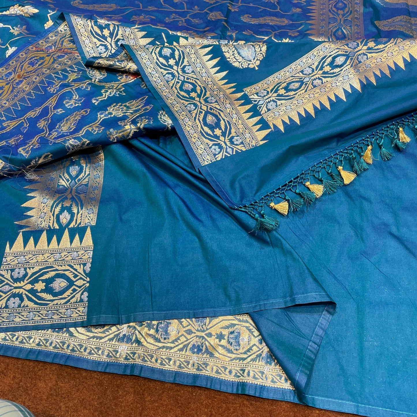 Dhakai Jaal Katan Silk Saree Sona Rupa Zari Jangla Weave