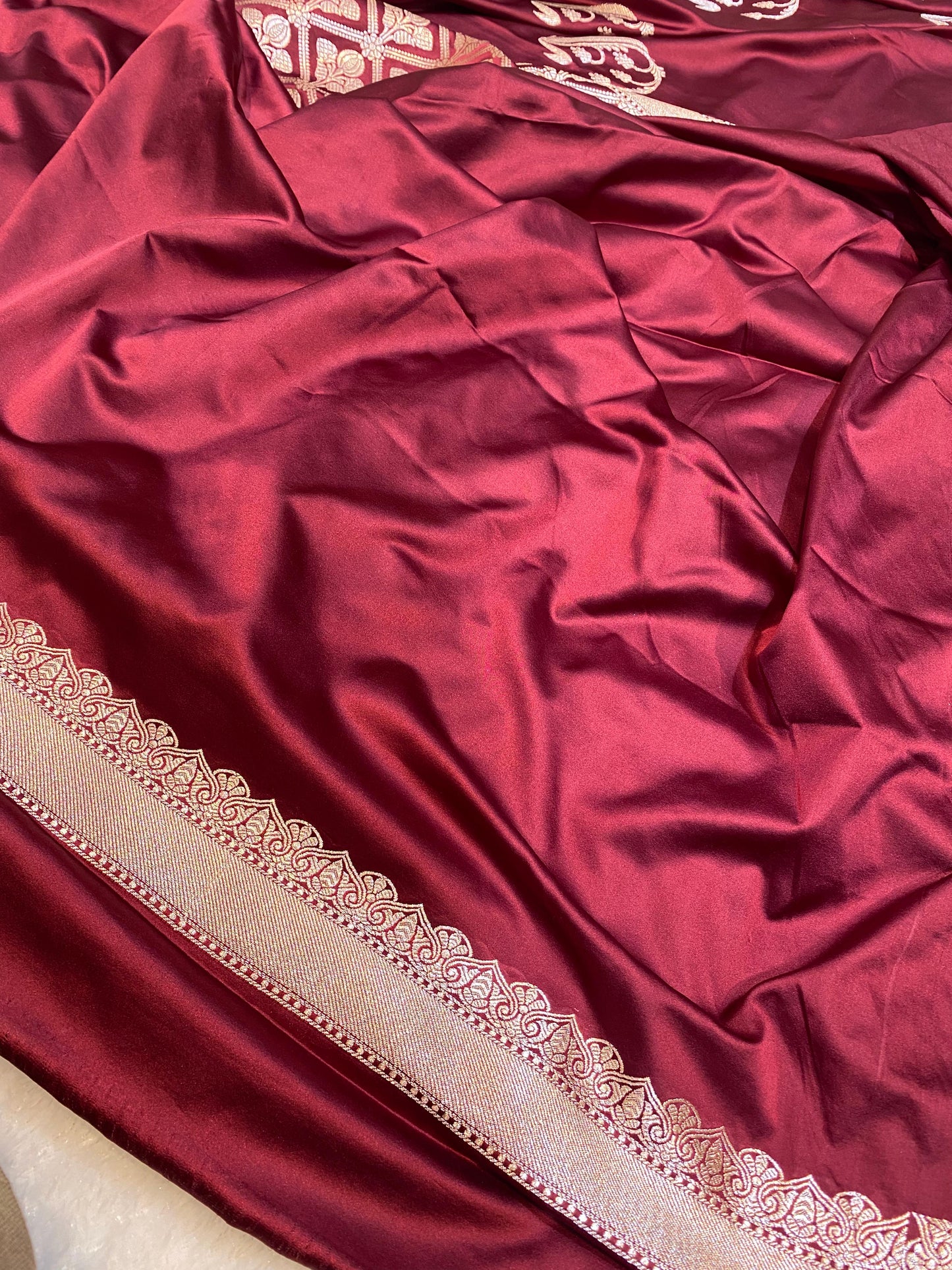 Mashru Silk Saree Imperial Maroon Glow Color With Floral Border All Over Mango Boota MSW24