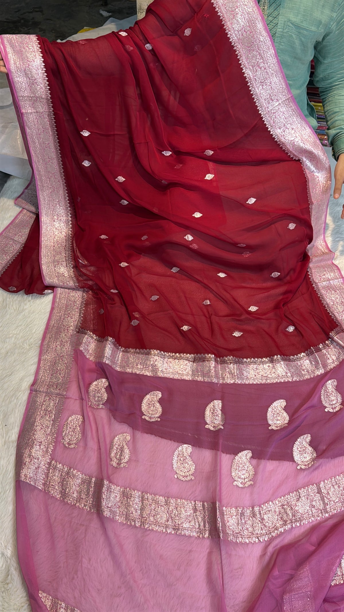100% Pure Banarasi Khaddi Chiffon Silver Zari Kadwa Buti Handloom Maroon with Onion pink Color