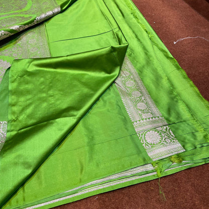 Parrot Green Silky Mashru Silk Saree