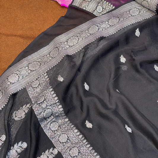 100% Pure Banarasi Khaddi Chiffon Silver Zari Kadwa Buti Handloom Saree