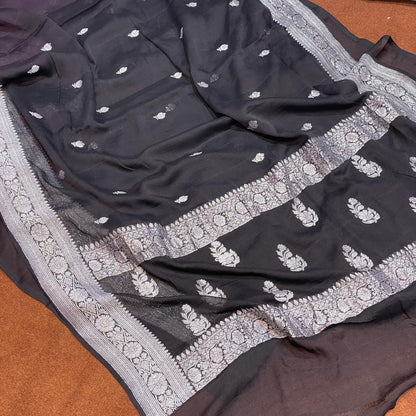 100% Pure Banarasi Khaddi Chiffon Silver Zari Kadwa Buti Handloom Saree