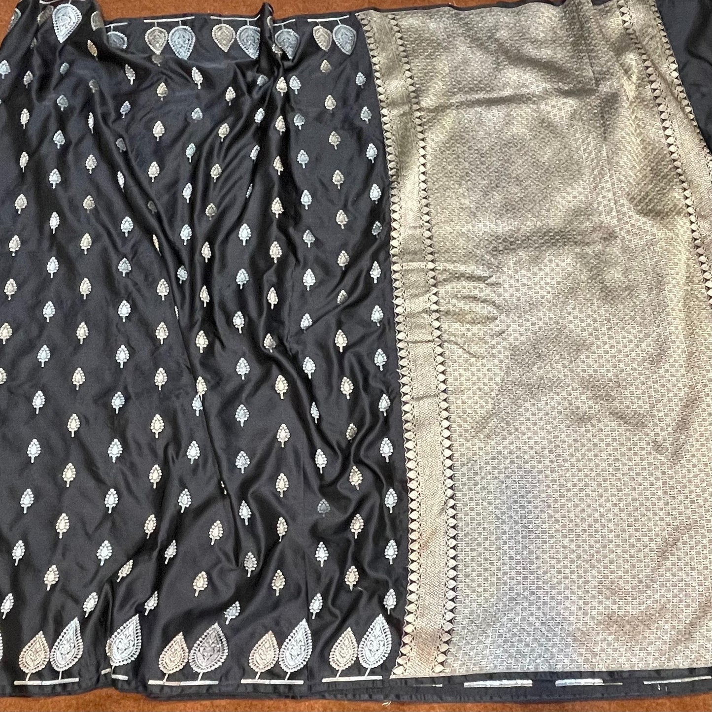 Banarasi Mashru Silk Row Mango Sona Rupa Buti Saree