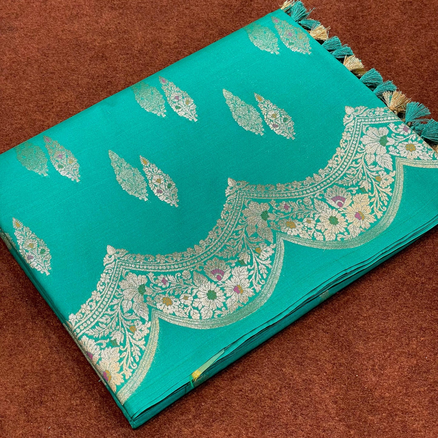 Katan Silk Sarees with Scalop Border Meena Boder Weave