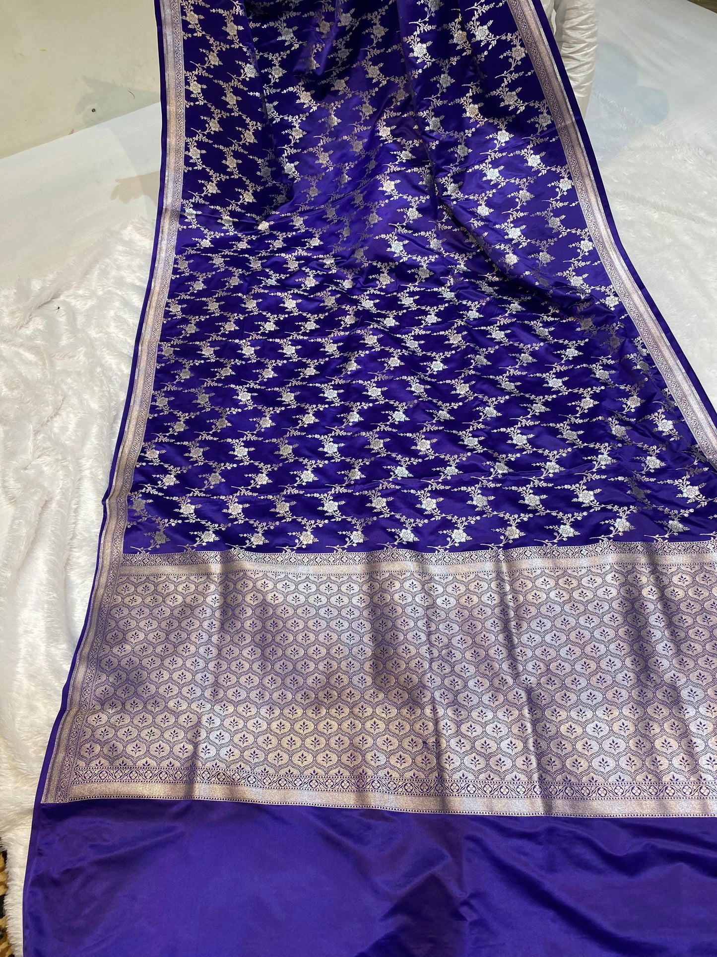 Mashru Silk Saree Lavender/Purple Color Sona Rupa Zari Buta Border