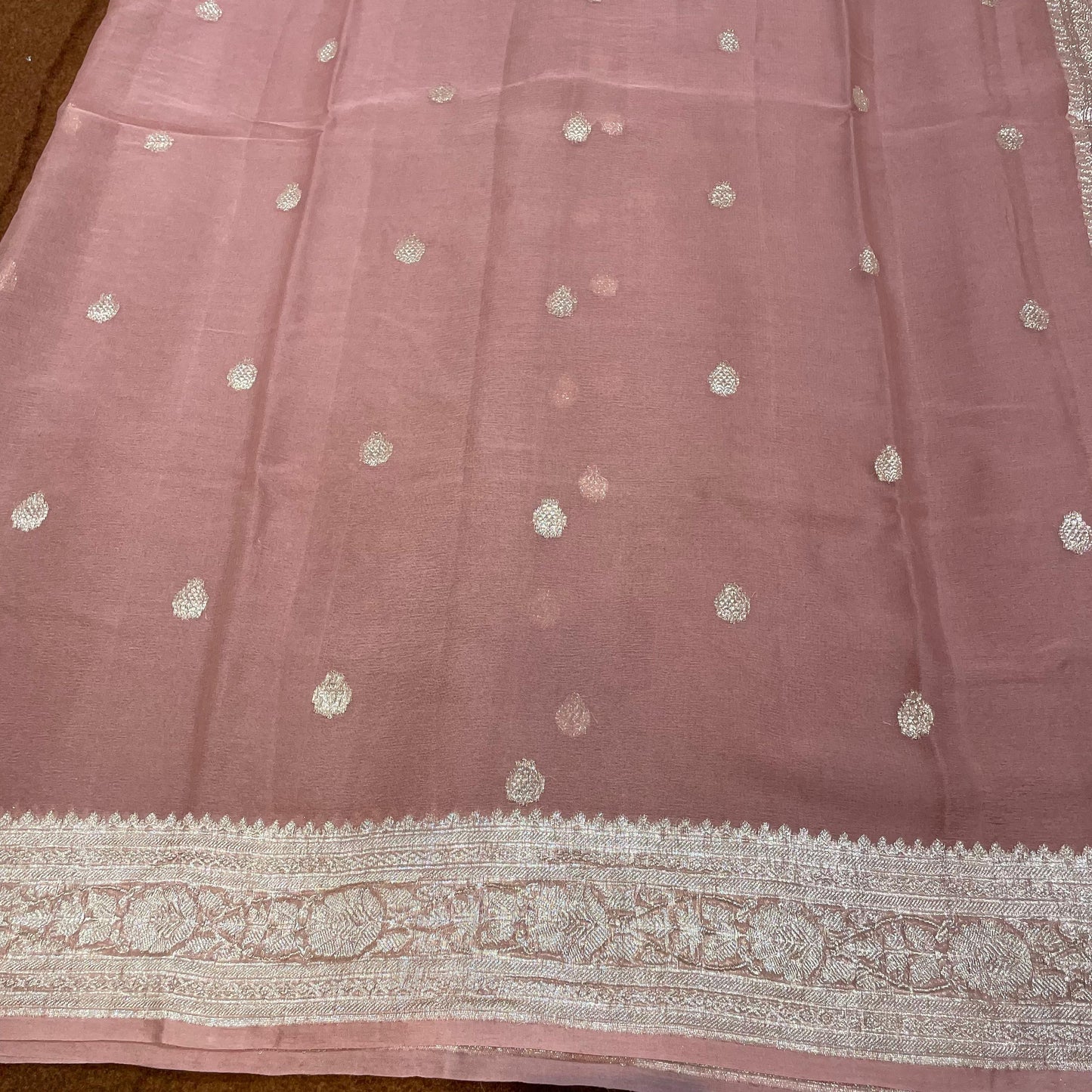 100% Pure Banarasi Khaddi Chiffon Silver Zari Kadwa Buti Handloom Saree Gazri Colour