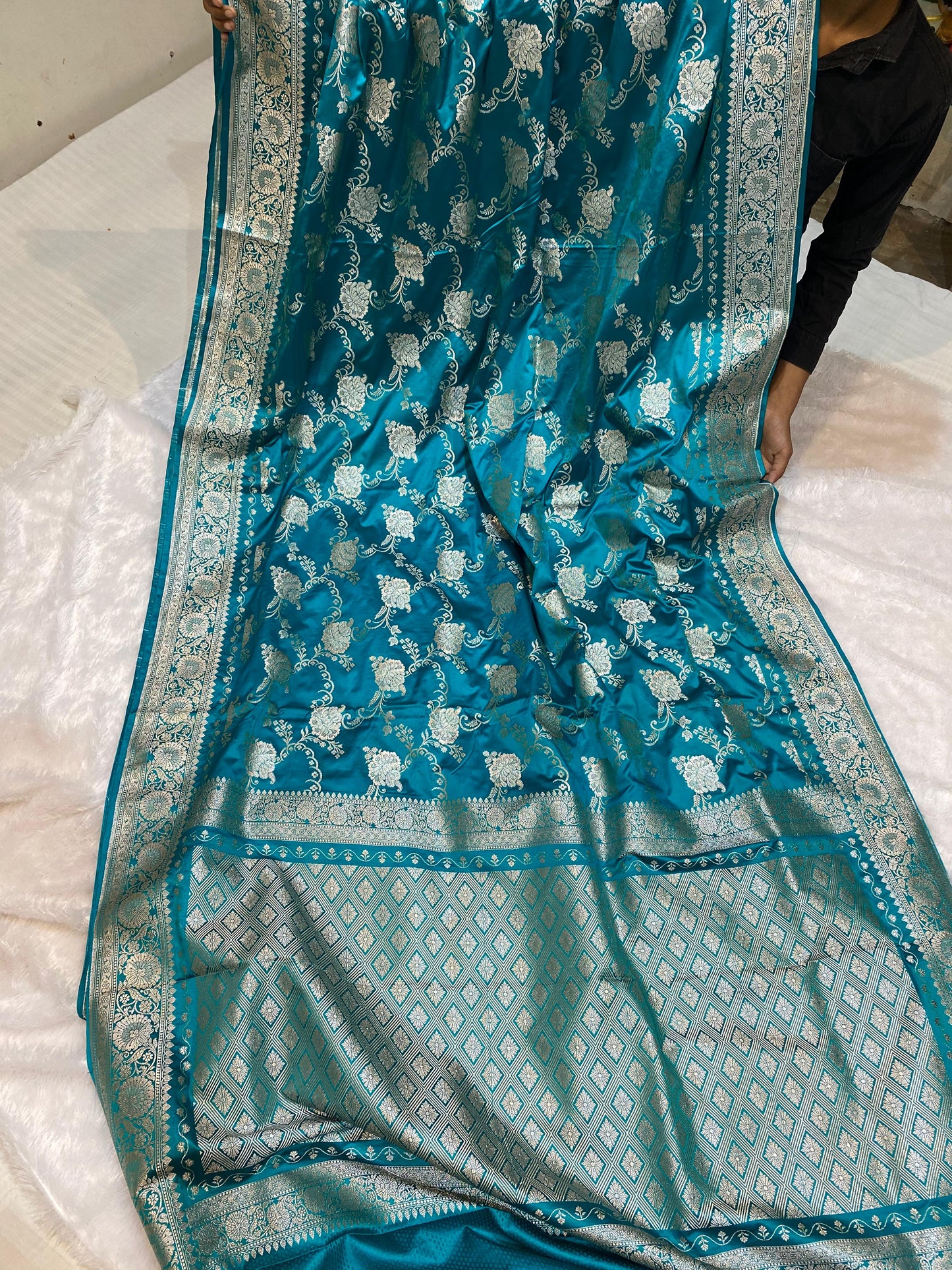 Mashru Silk Saree Firozi Color With Floral Border Sona Rupa Zari Mina Jaal Pattern MSW42