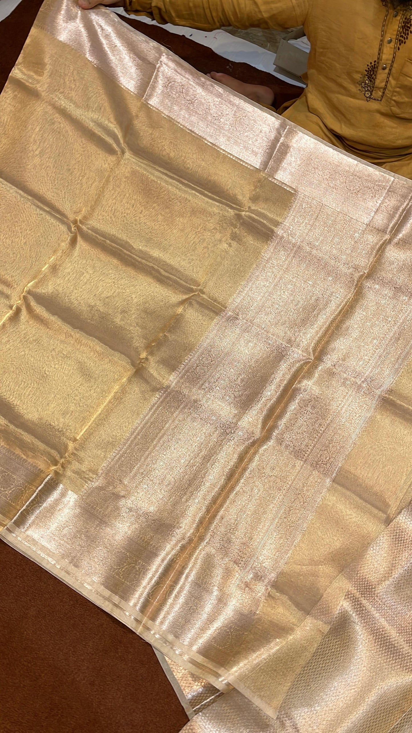 Pure Banarasi Plain Tissue Reshmi Zari Saree With Kanchi Border Natural Gold Color [Dyeble Piece]