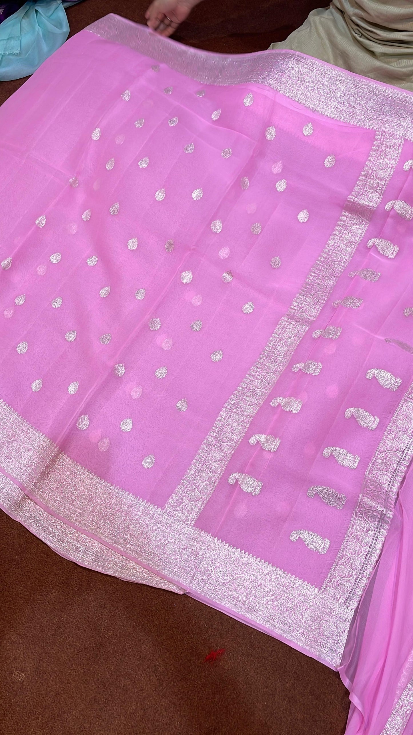 100% Pure Banarasi Khaddi Chiffon Silver Zari Kadwa Buti Handloom Saree Baby Pink Colour