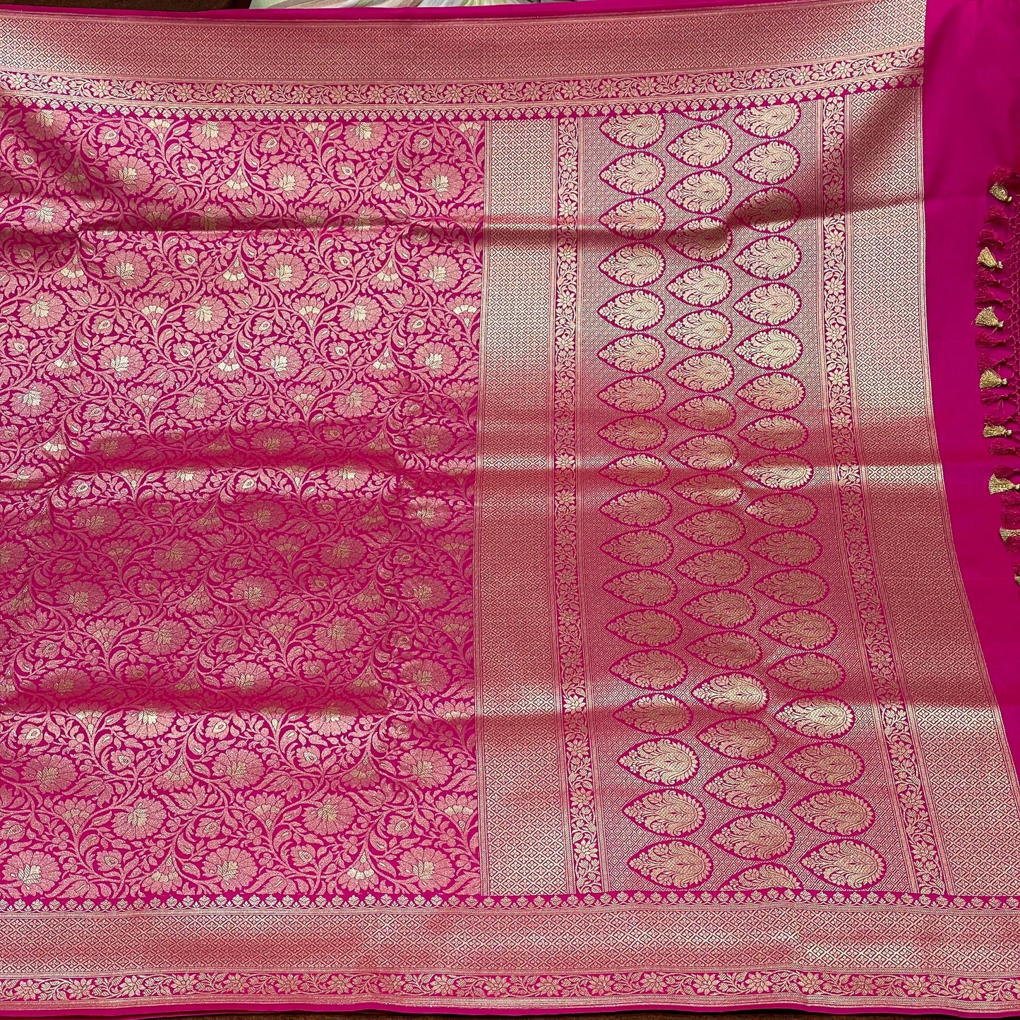 Katan Silk Tanchui Design Light Gold Zari Weaving