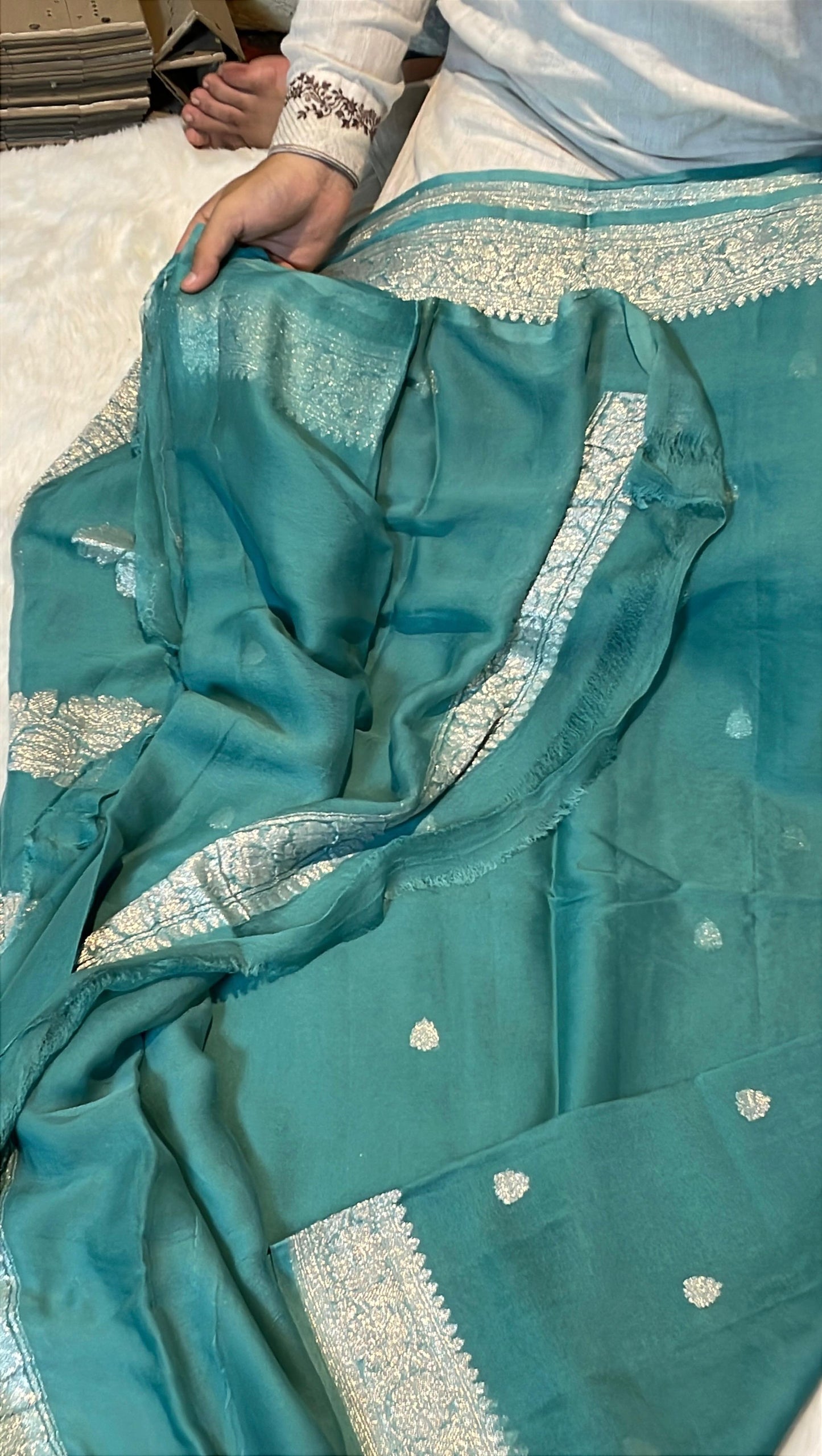 100% Pure Banarasi Khaddi Chiffon Silver Zari Kadwa Buti Handloom Sea Green Color