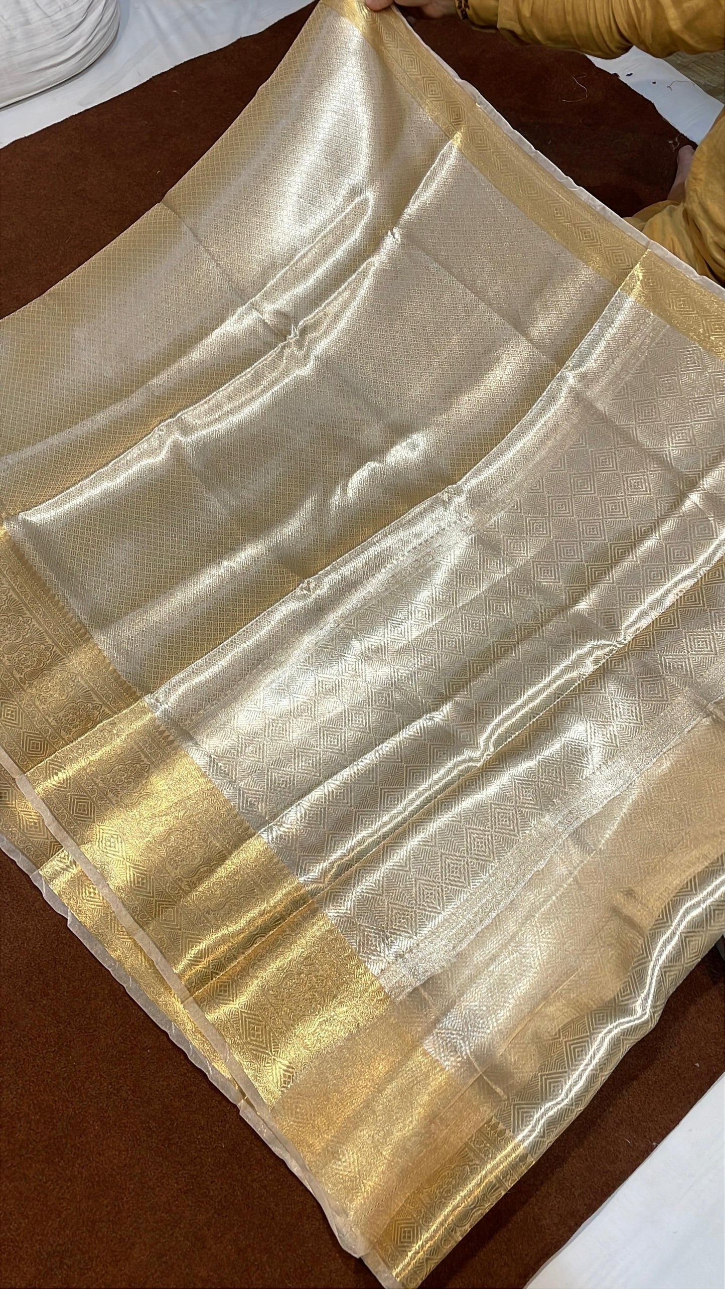 Natural Gold Pure Banarasi Kanchivaram Reshmi Zari Saree [Dyeble Piece]