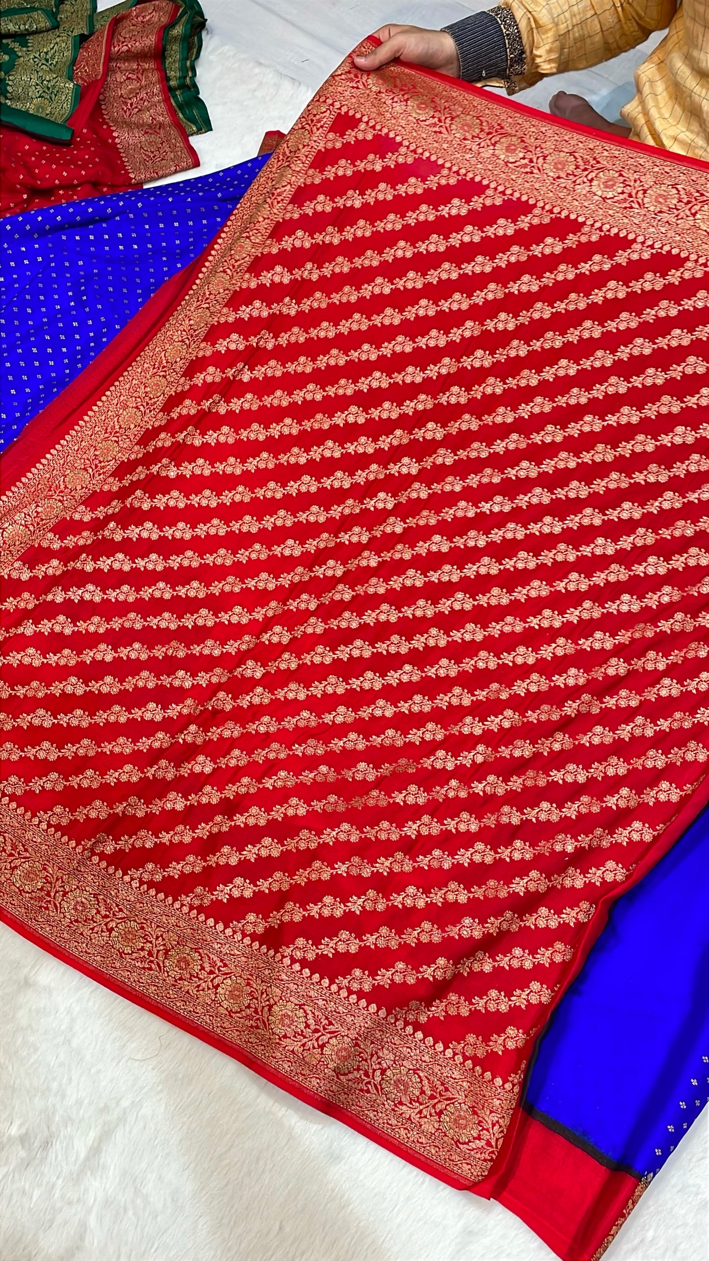 Pure Banarasi Khaddi Crape Silk Handloom Saree with Traditional Corners Blue With red Color