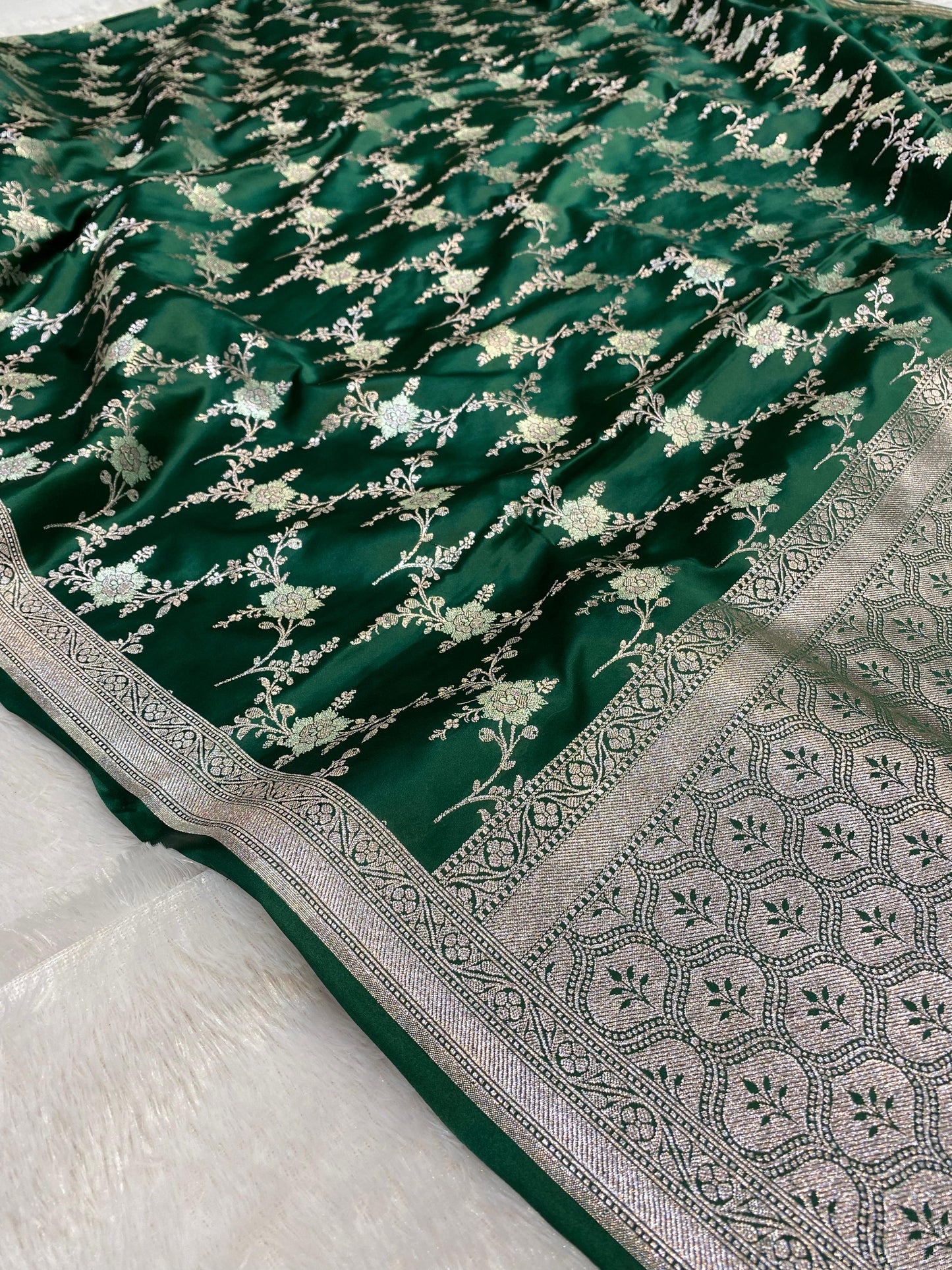 Mashru Silk Saree Bottle Green Color Sona Rupa Zari Buta Border
