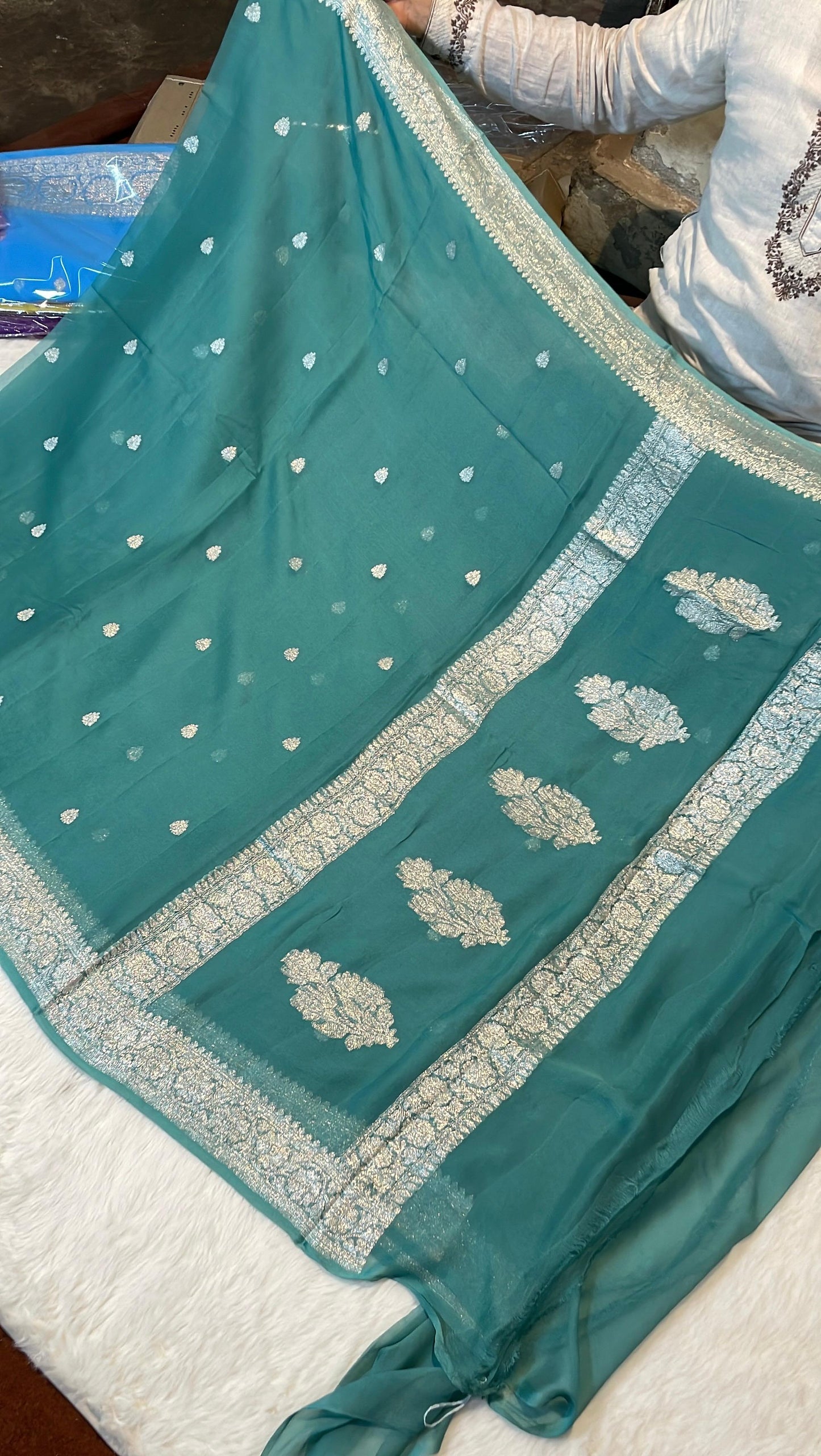 100% Pure Banarasi Khaddi Chiffon Silver Zari Kadwa Buti Handloom Sea Green Color