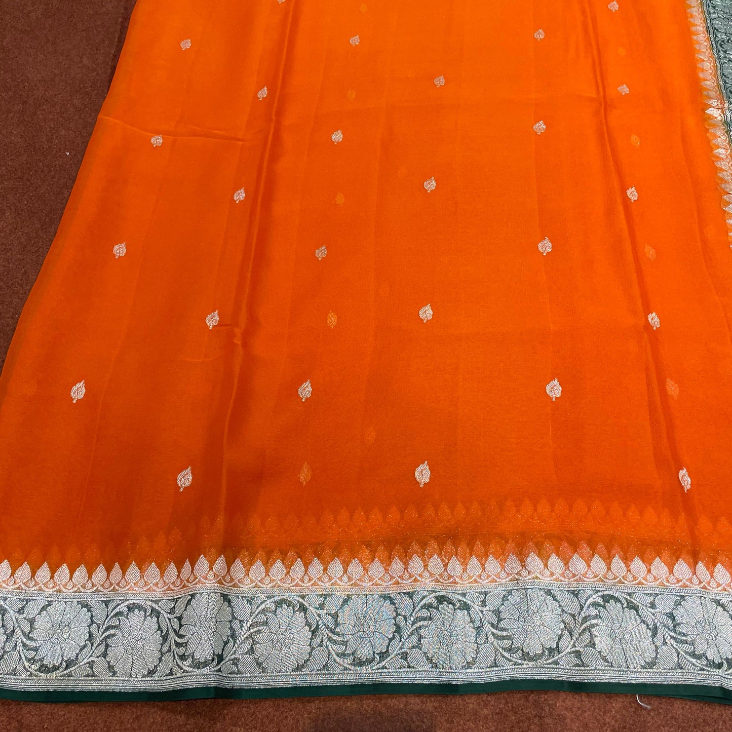 100% Pure Banarasi Khaddi Chiffon Silver Zari Kadwa Buti Handloom Saree Orange and Bottle Green Colour