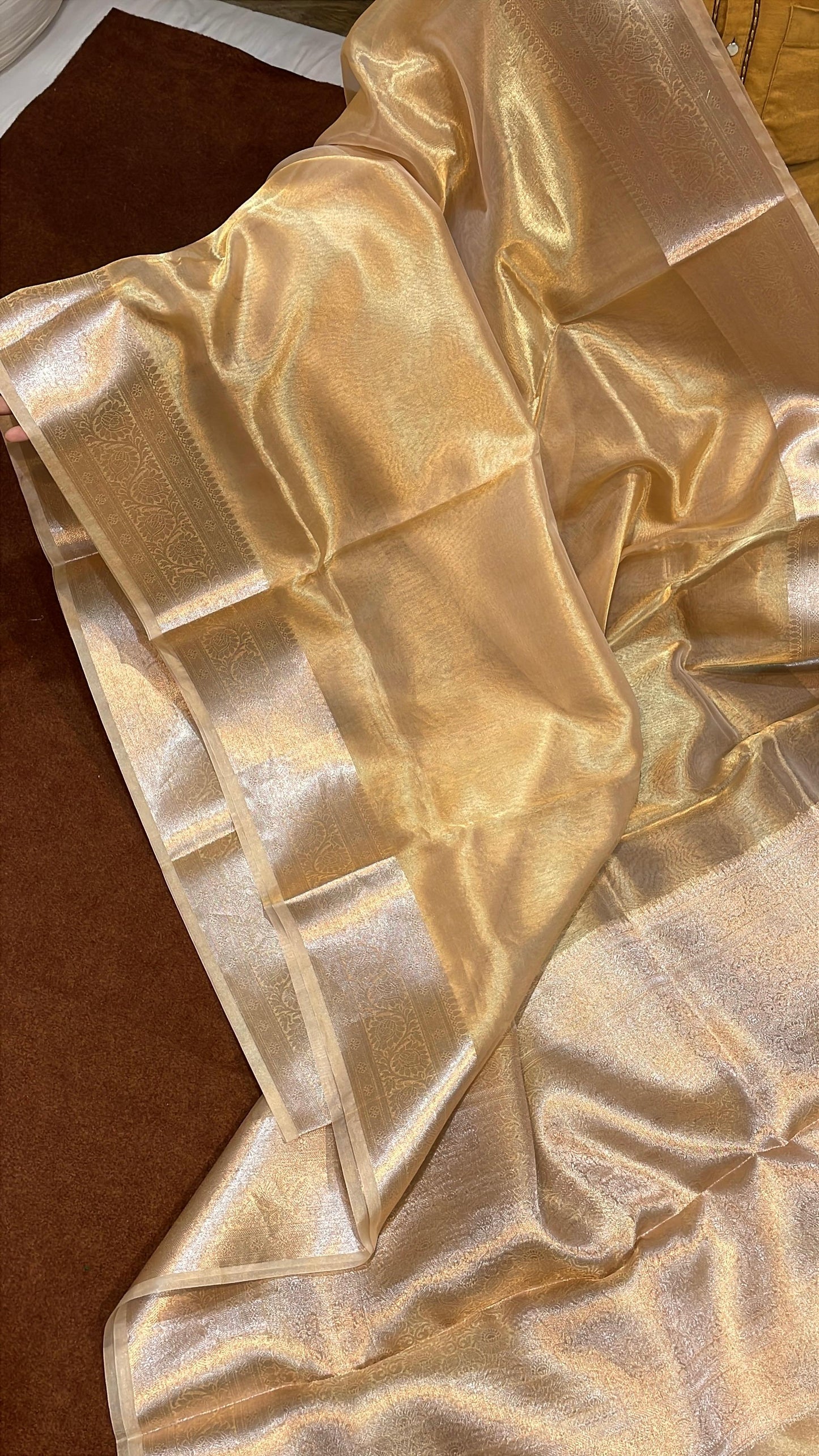 Pure Banarasi Plain Tissue Reshmi Zari Saree With Kanchi Border Natural Gold Color [Dyeble Piece]