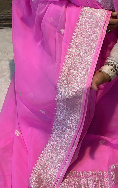 100% Pure Banarasi Khaddi Chiffon Silver Zari Kadwa Buti Handloom Saree Pink Color
