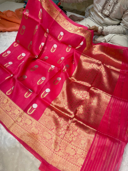 Gazri Pink Color Pure Kora Organza Banarasi Handloom Saree's