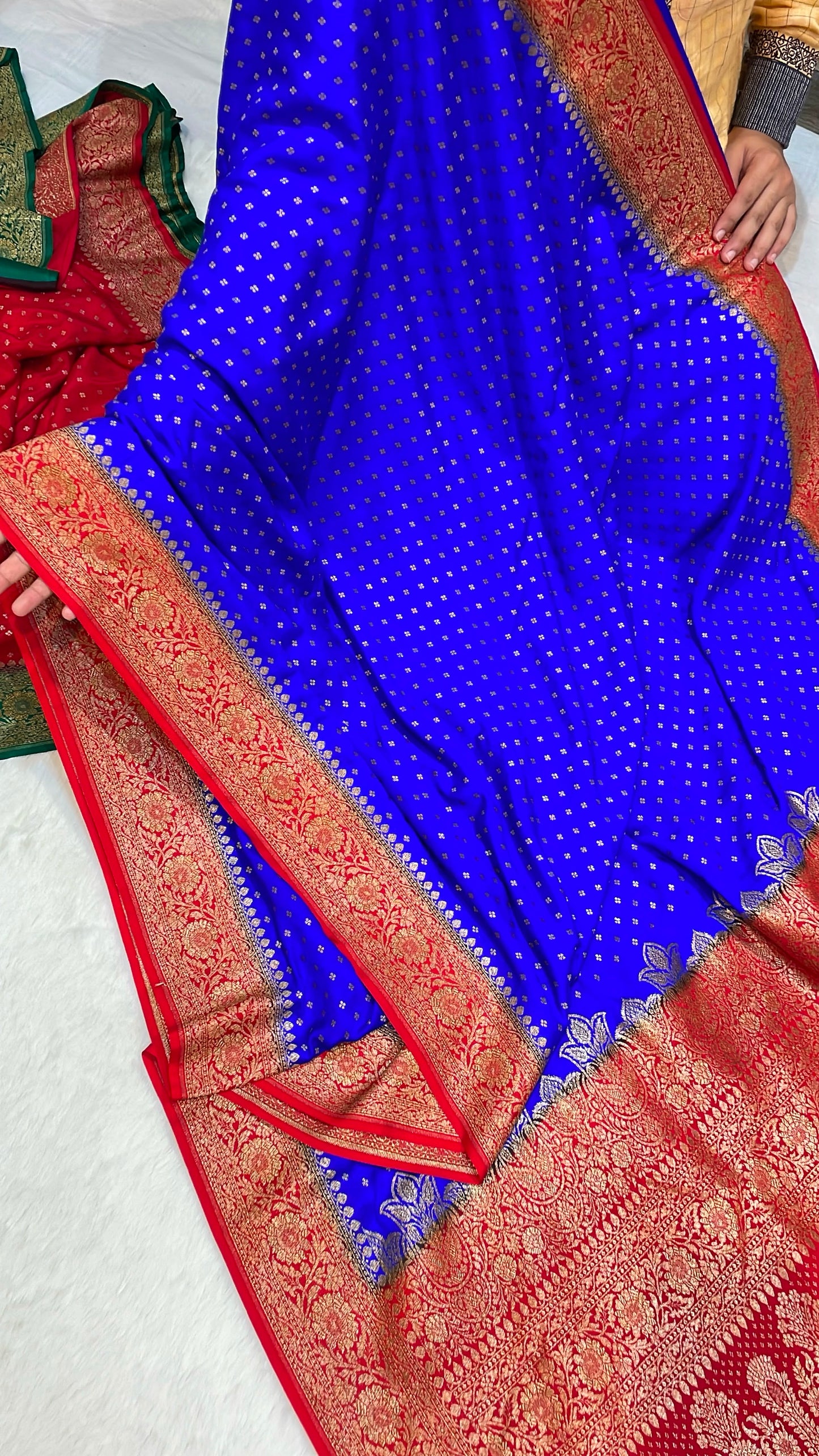 Pure Banarasi Khaddi Crape Silk Handloom Saree with Traditional Corners Blue With red Color