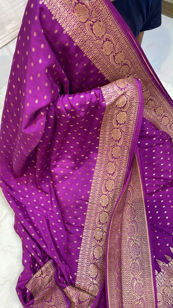Pure Banarasi Khaddi Crape Silk Handloom Saree with Traditional Corners Rani Color