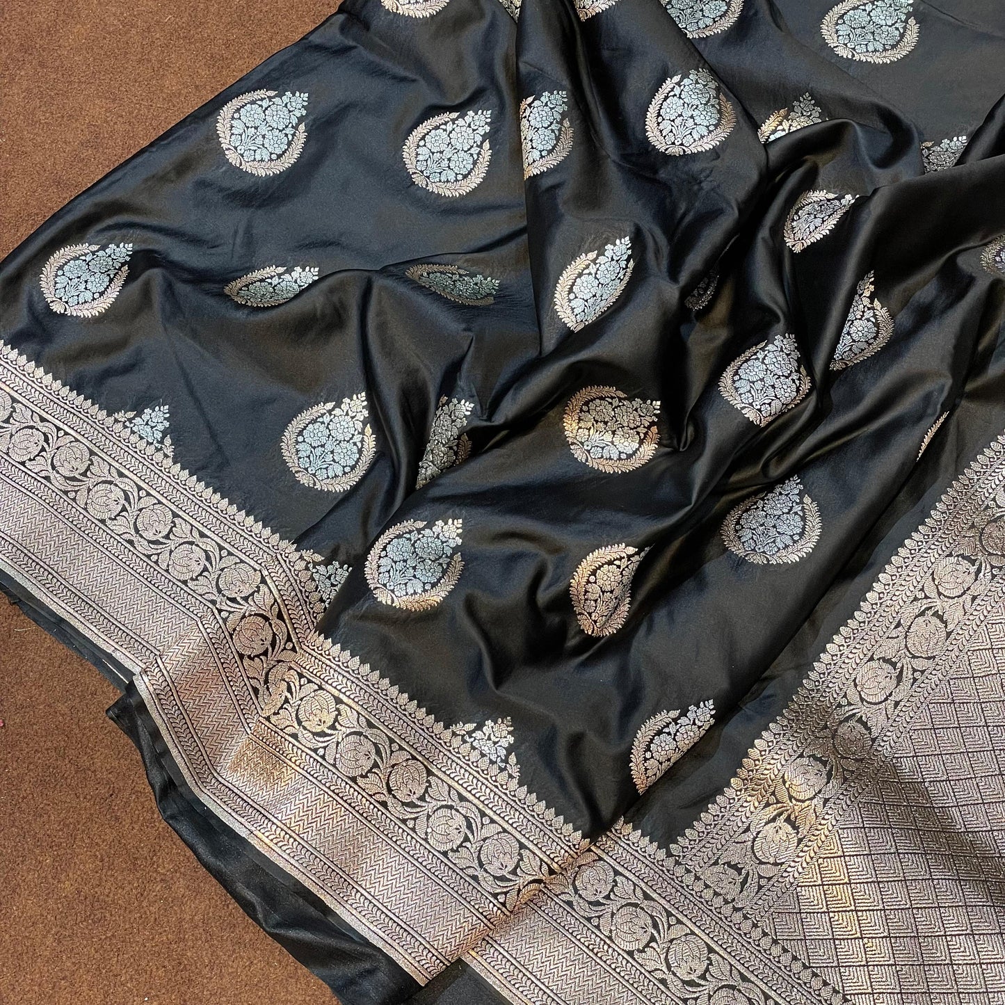 Mashru Silk Banarasi Saree Allover Water Gold Zari Weaving