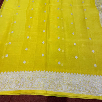 100% Pure Banarasi Khaddi Chiffon Silver Zari Kadwa Buti Handloom Saree Lemon Yellow Colour