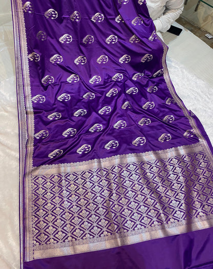 Mashru Silk Saree Regal Orchid Violet Color With Floral Border All Over Mango Boota MSW26