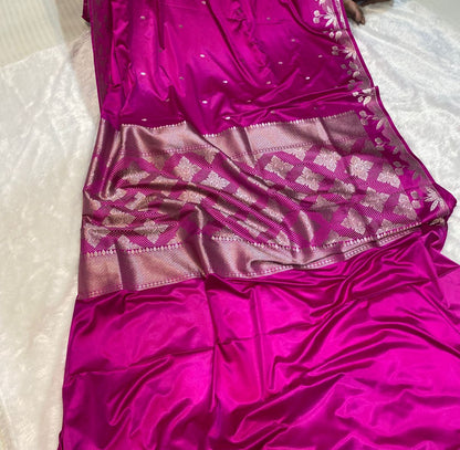 Mashru Silk Saree Magenta Pink Color With Floral Border All Over Flower Booti MSW-107
