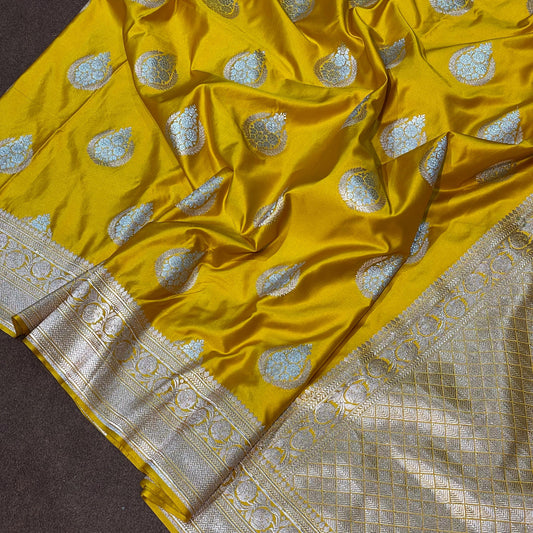 Mashru Silk Banarasi Saree Allover Water Gold Zari Weaving
