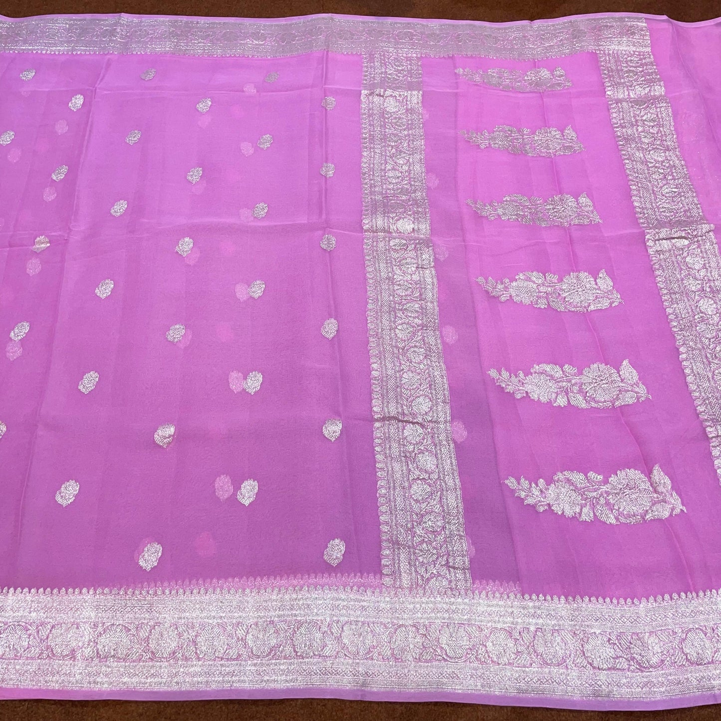 100% Pure Banarasi Khaddi Chiffon Silver Zari Kadwa Buti Handloom Saree Hot pink Colour