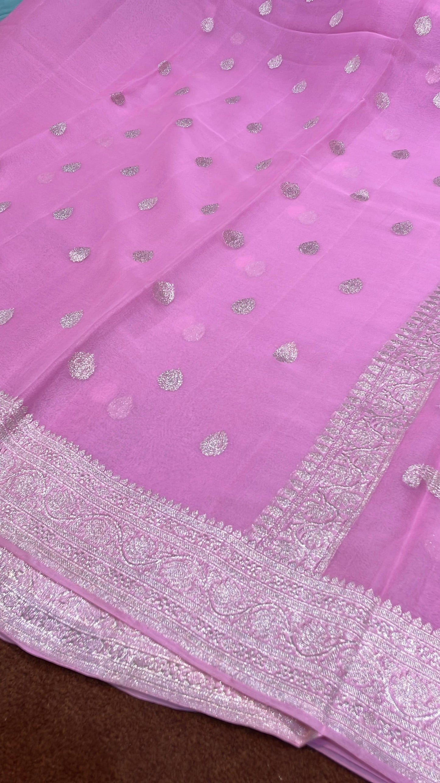 100% Pure Banarasi Khaddi Chiffon Silver Zari Kadwa Buti Handloom Saree Baby Pink Colour