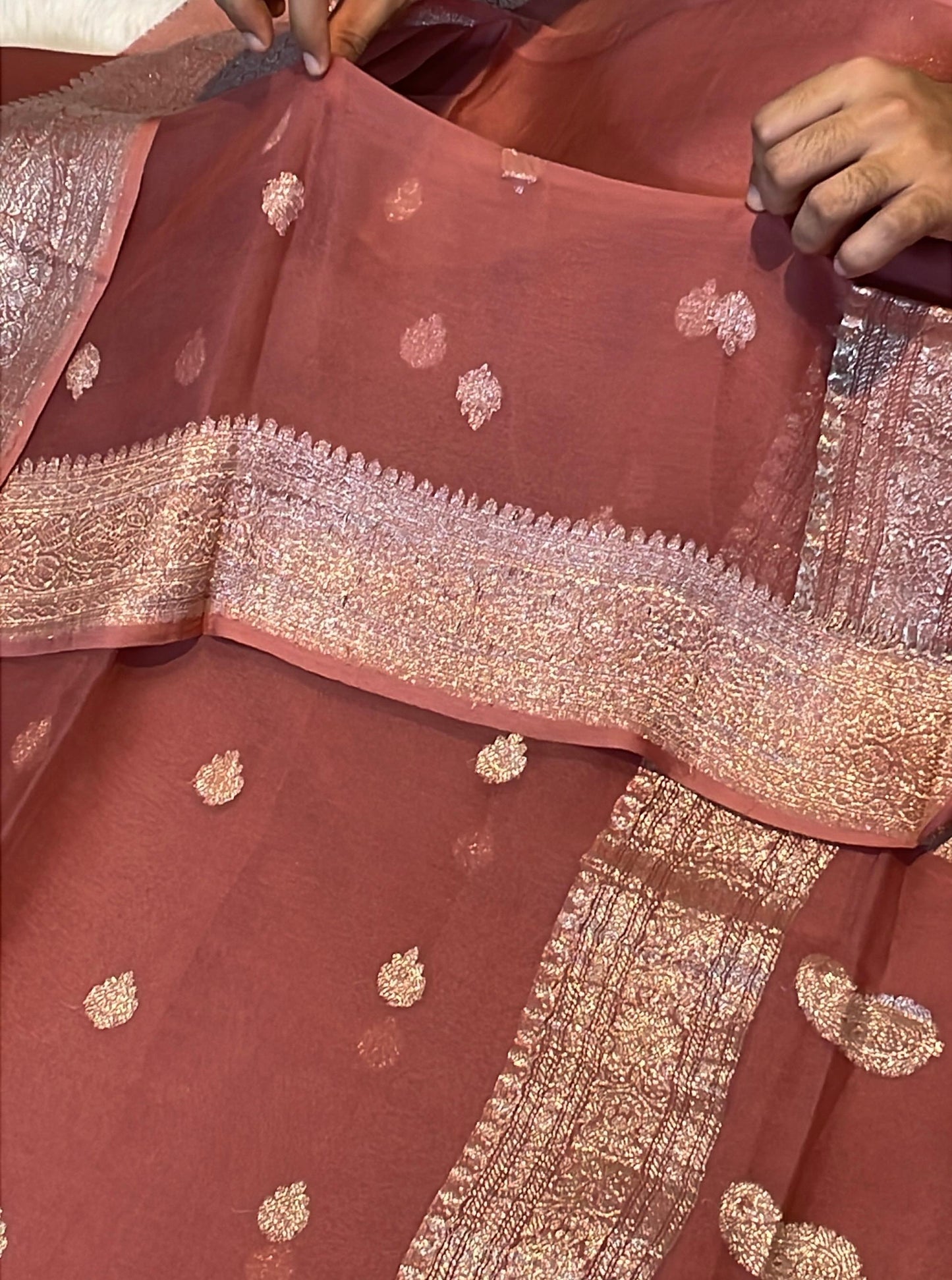 100% Pure Banarasi Khaddi Chiffon Silver Zari Kadwa Buti Handloom Saree Dusty Copper Color