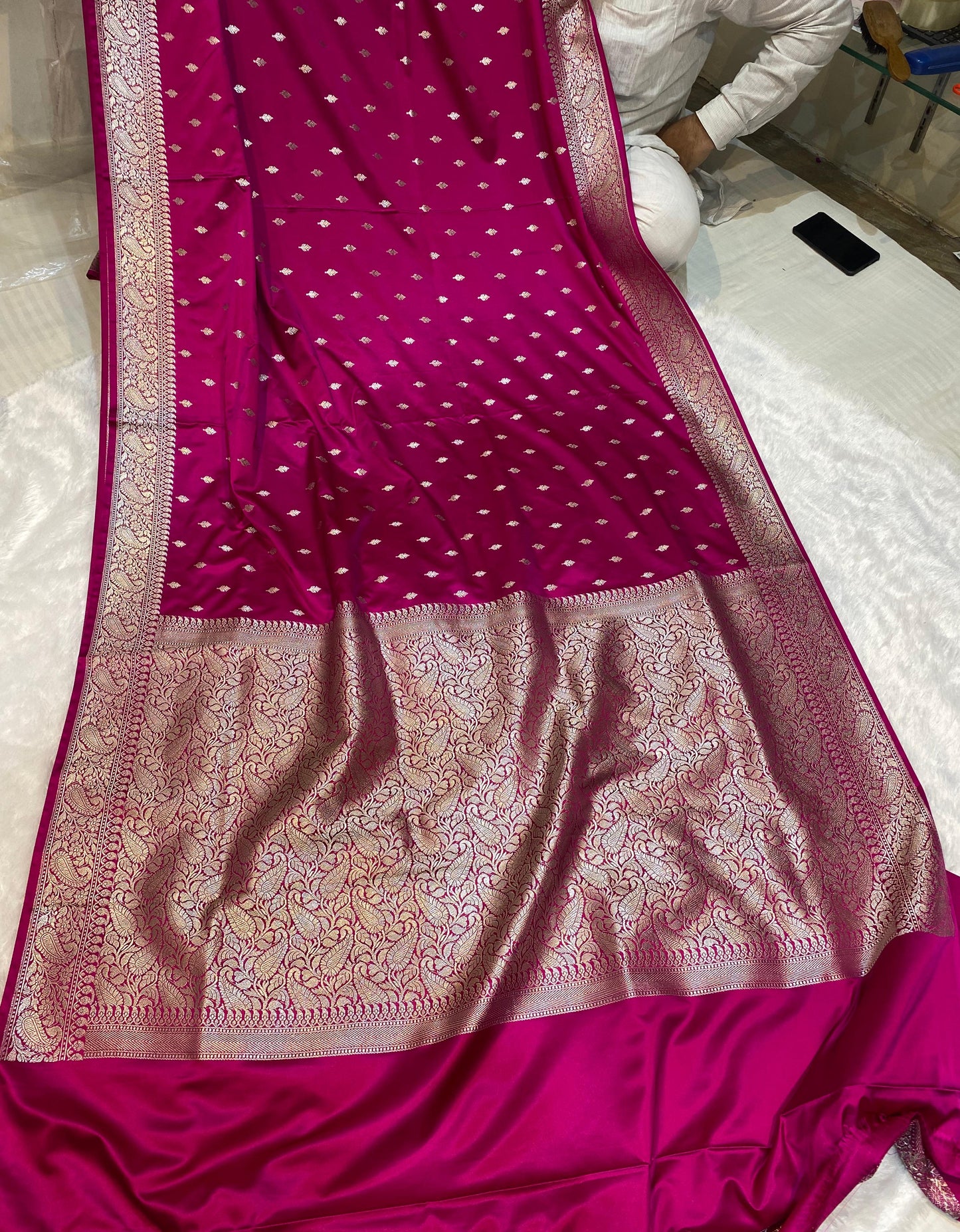 Mashru Silk Saree Velvet Pink Drape Color With Floral Border And Buti  MSW28