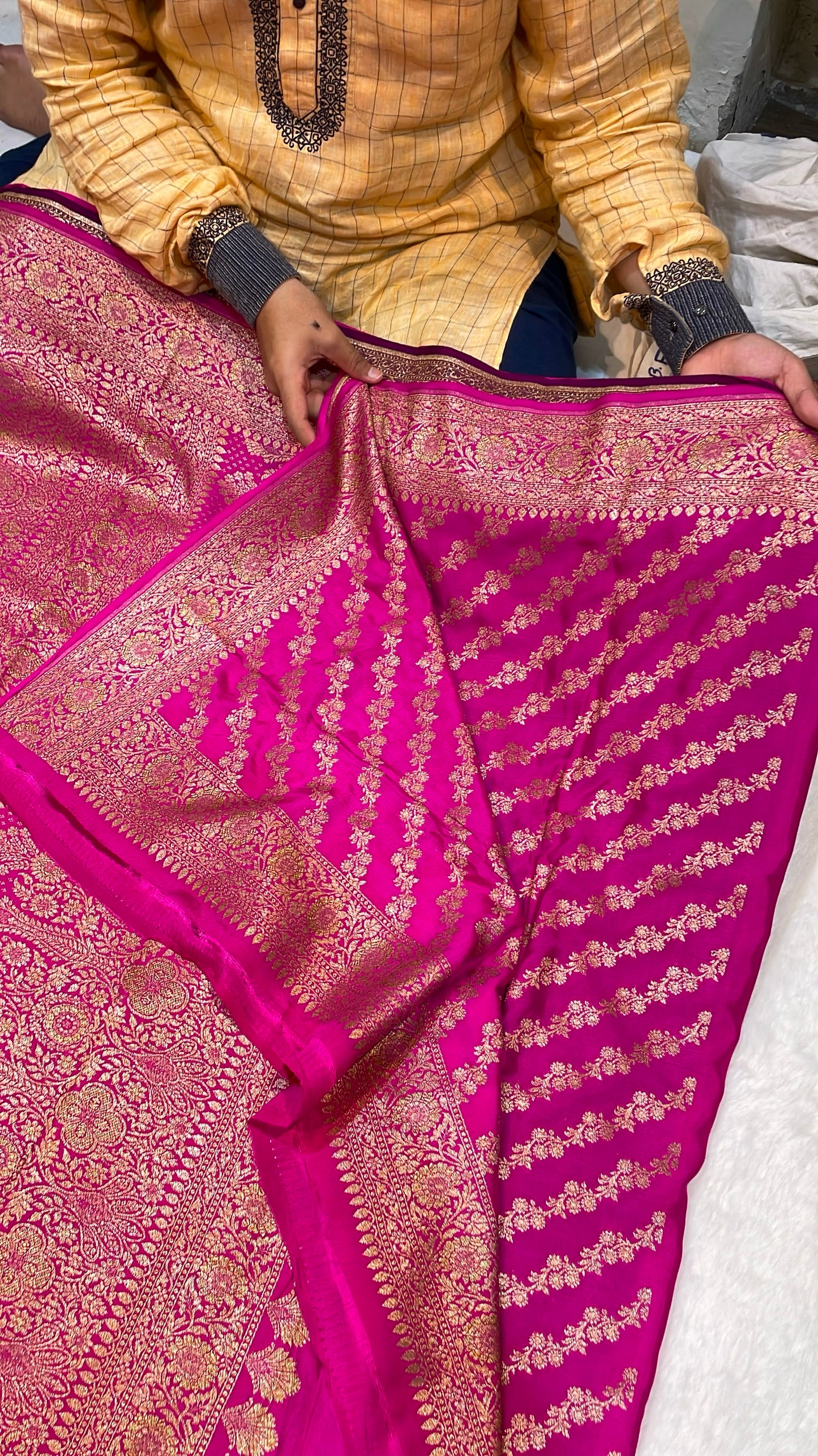 Pure Banarasi Khaddi Crape Silk Handloom Saree with Traditional Corners Purple With Rani Color